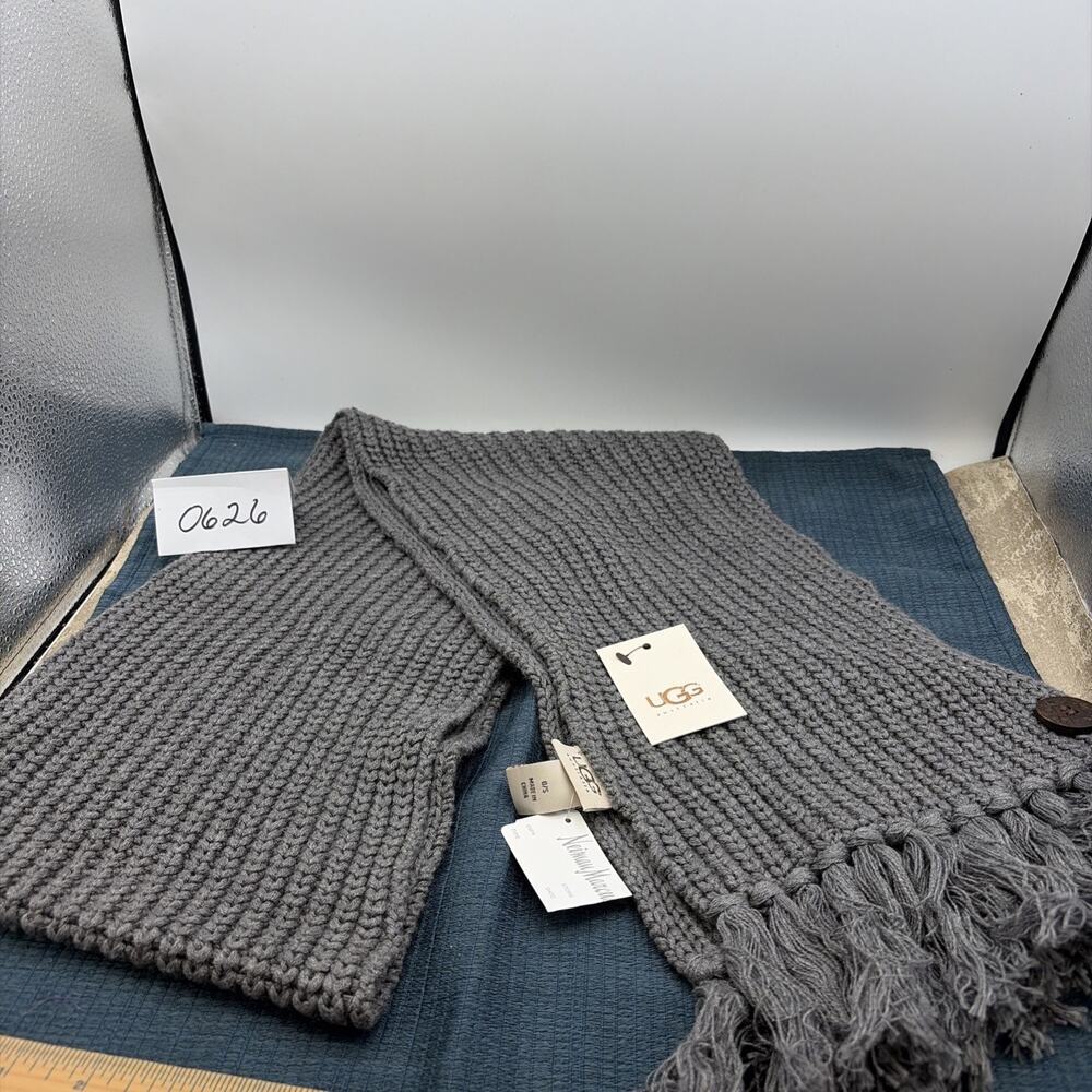 Ugg Gray Knit Winter Scarf Fringed With Accent Buttons New with Tags